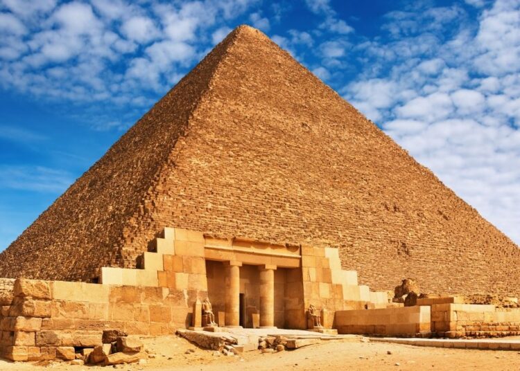 4.500 yıllık piramitte yeni gizli giriş bulundu