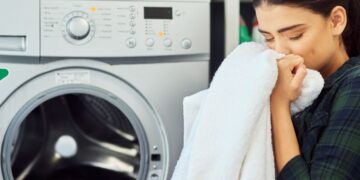 Çamaşır makinesinde yapılan basit bir ayar sıkma hızını artıyor ve mis gibi kokuyor