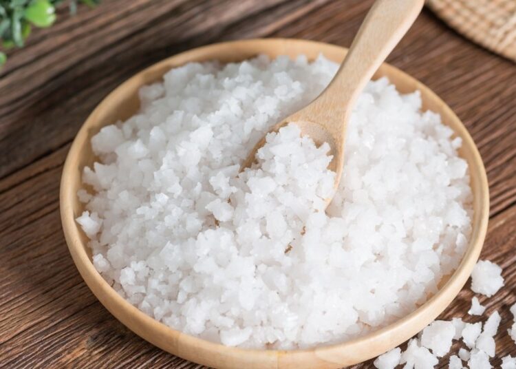 Yemeklerde tuz yerine kullanın çok daha sağlıklı ve lezzetli