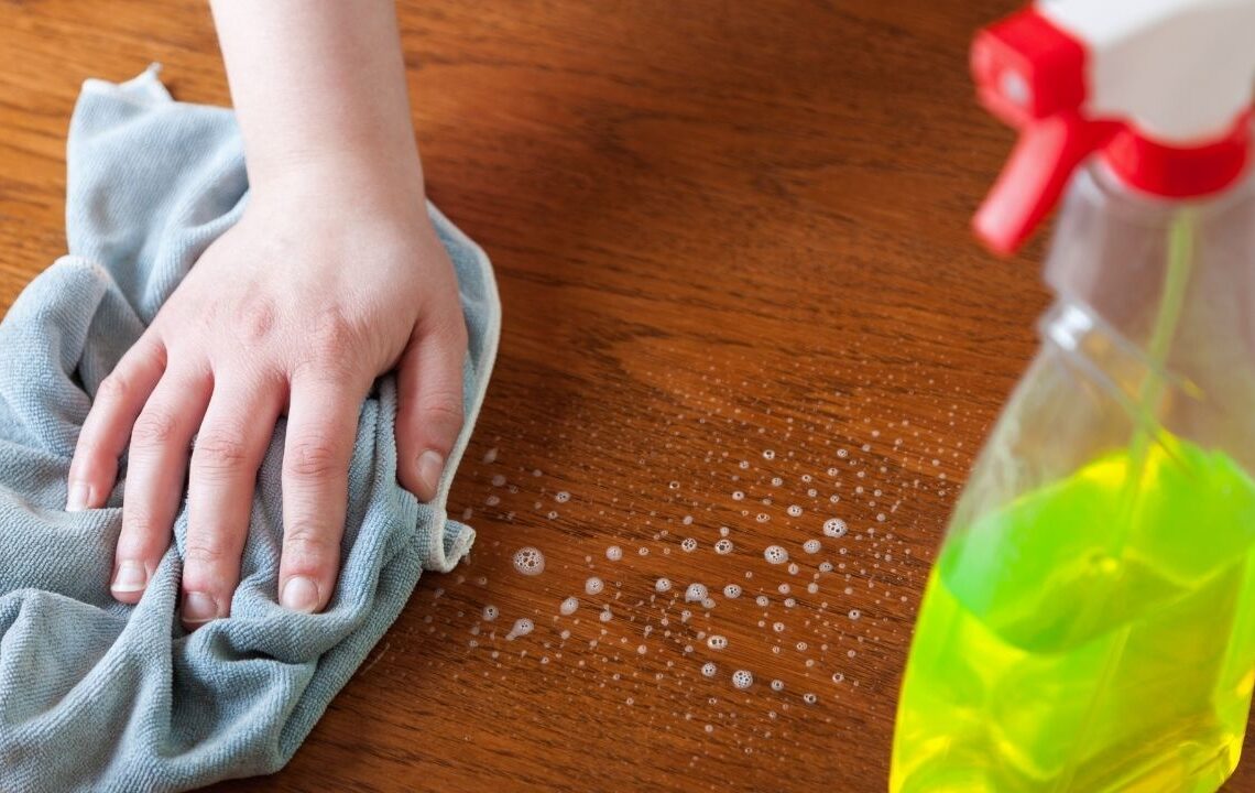 Ahşap mobilyaları yeni gibi parlatan 5 püf noktası paylaşıldı