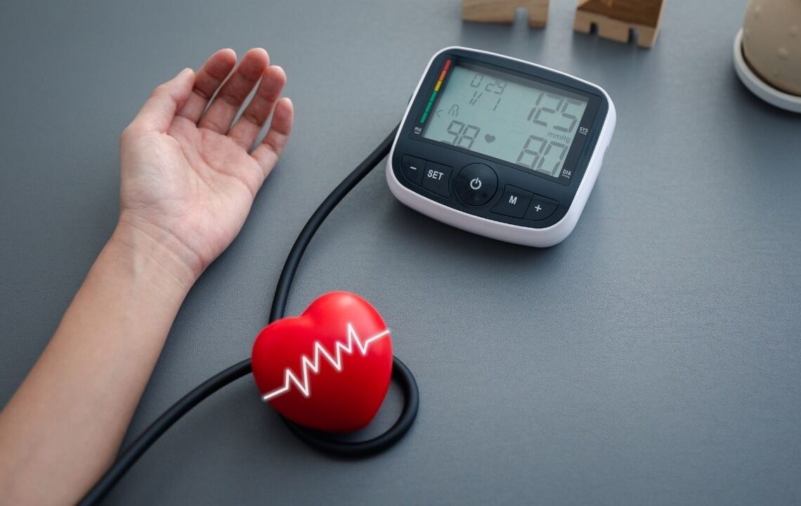 Amerikalı kardiyolog ilaç kullanmadan tansiyonu düşürmenin 9 yolunu açıkladı