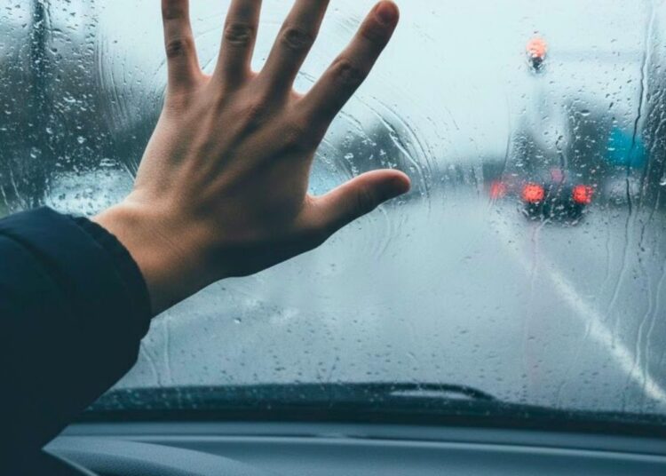 Araba camları artık buğulanmayacak! Yeni yöntem açıklandı