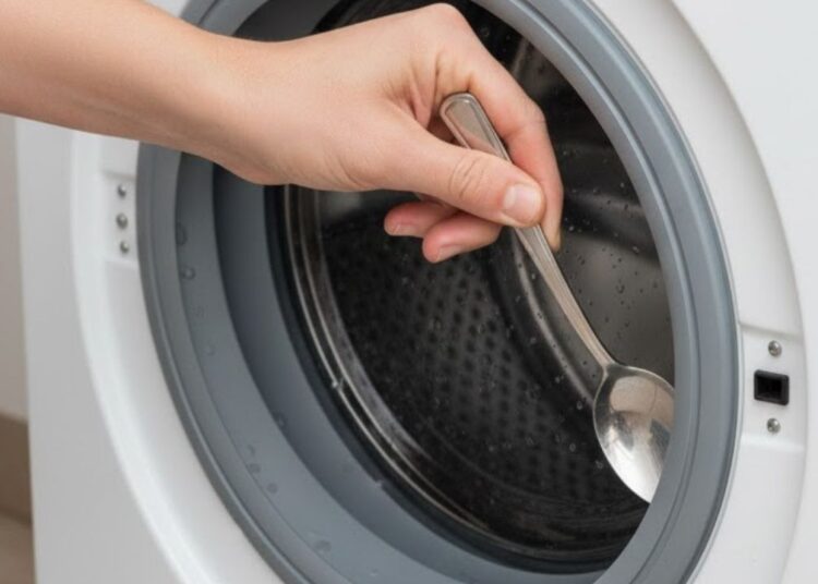 Çamaşır makinesi contasına koyulan kaşıkla %25 tasarruf edebilirsiniz