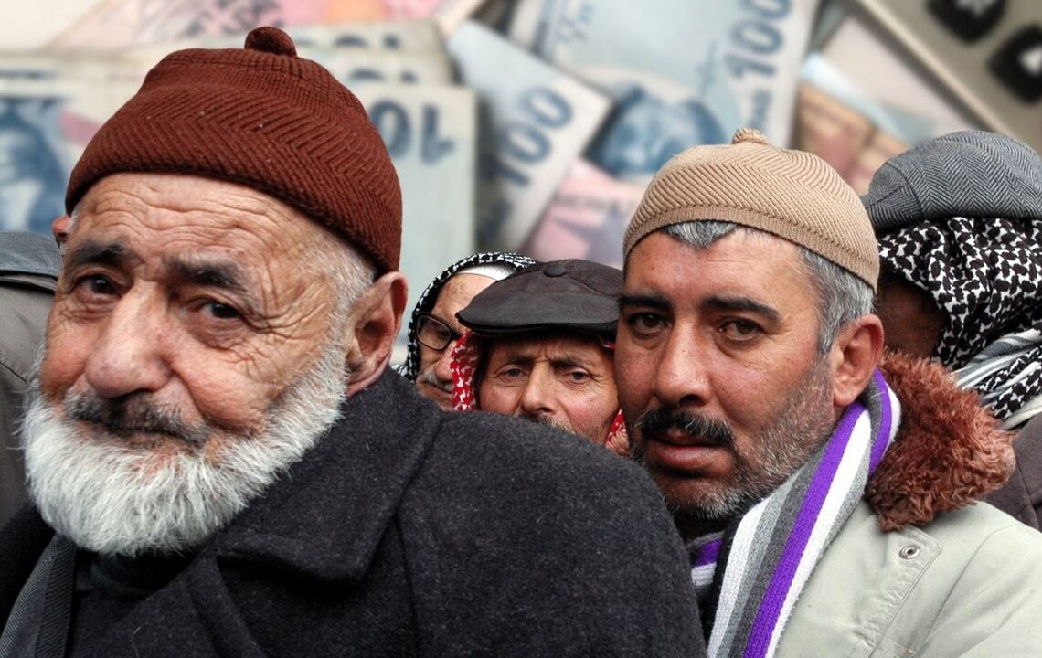 Emeklilere son 50 gün uyarısı! Uygulamayan düşük maaş alacak