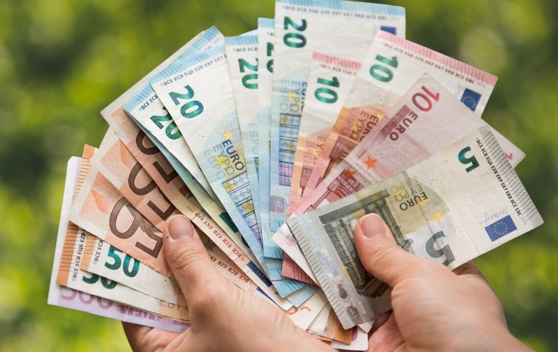 Gönüllü çalışanlara iyi haber! Almanya’da vergi muafiyeti artıyor