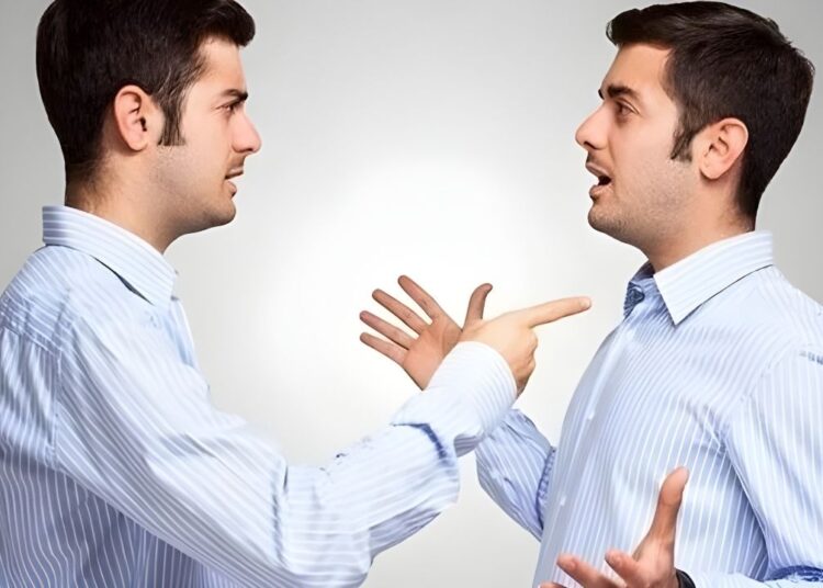 Psikolojiye göre kendi kendine yüksek sesle konuşmanın anlamı açıklandı